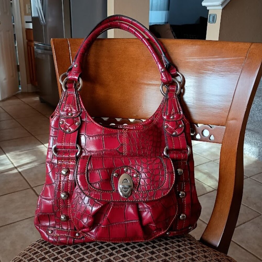 Wilsons Leather Red Croc-Embossed Bag